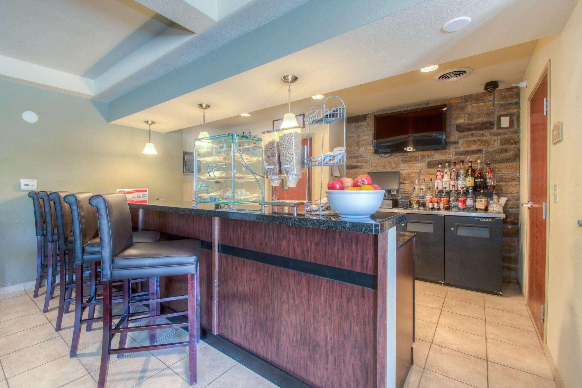 Cobblestone Inn & Suites - Wray Buitenkant foto